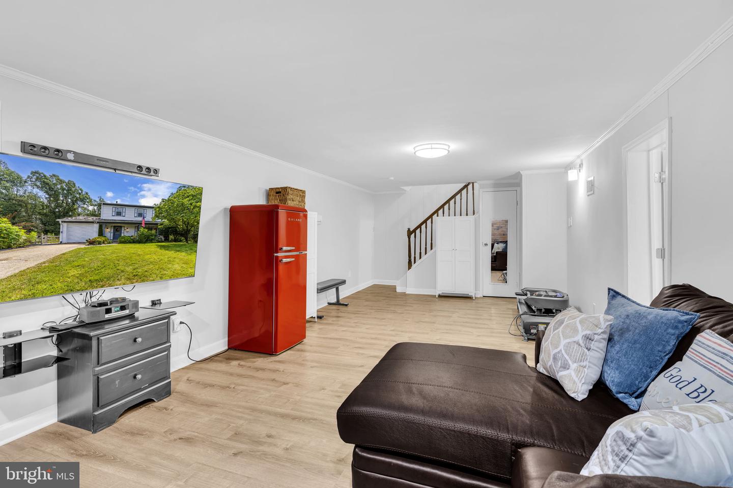 8109 OVERTON CT, SPRINGFIELD, Virginia 22153, 5 Bedrooms Bedrooms, ,3 BathroomsBathrooms,Residential,For sale,8109 OVERTON CT,VAFX2260724 MLS # VAFX2260724