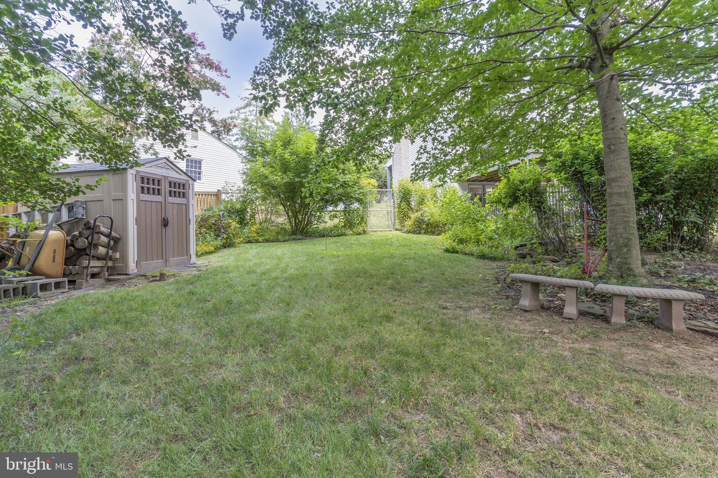 8109 OVERTON CT, SPRINGFIELD, Virginia 22153, 5 Bedrooms Bedrooms, ,3 BathroomsBathrooms,Residential,For sale,8109 OVERTON CT,VAFX2260724 MLS # VAFX2260724