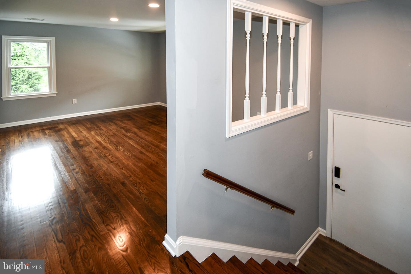 9512 SILAS DR, NOKESVILLE, Virginia 20181, 4 Bedrooms Bedrooms, ,3 BathroomsBathrooms,Residential,For sale,9512 SILAS DR,VAPW2101332 MLS # VAPW2101332