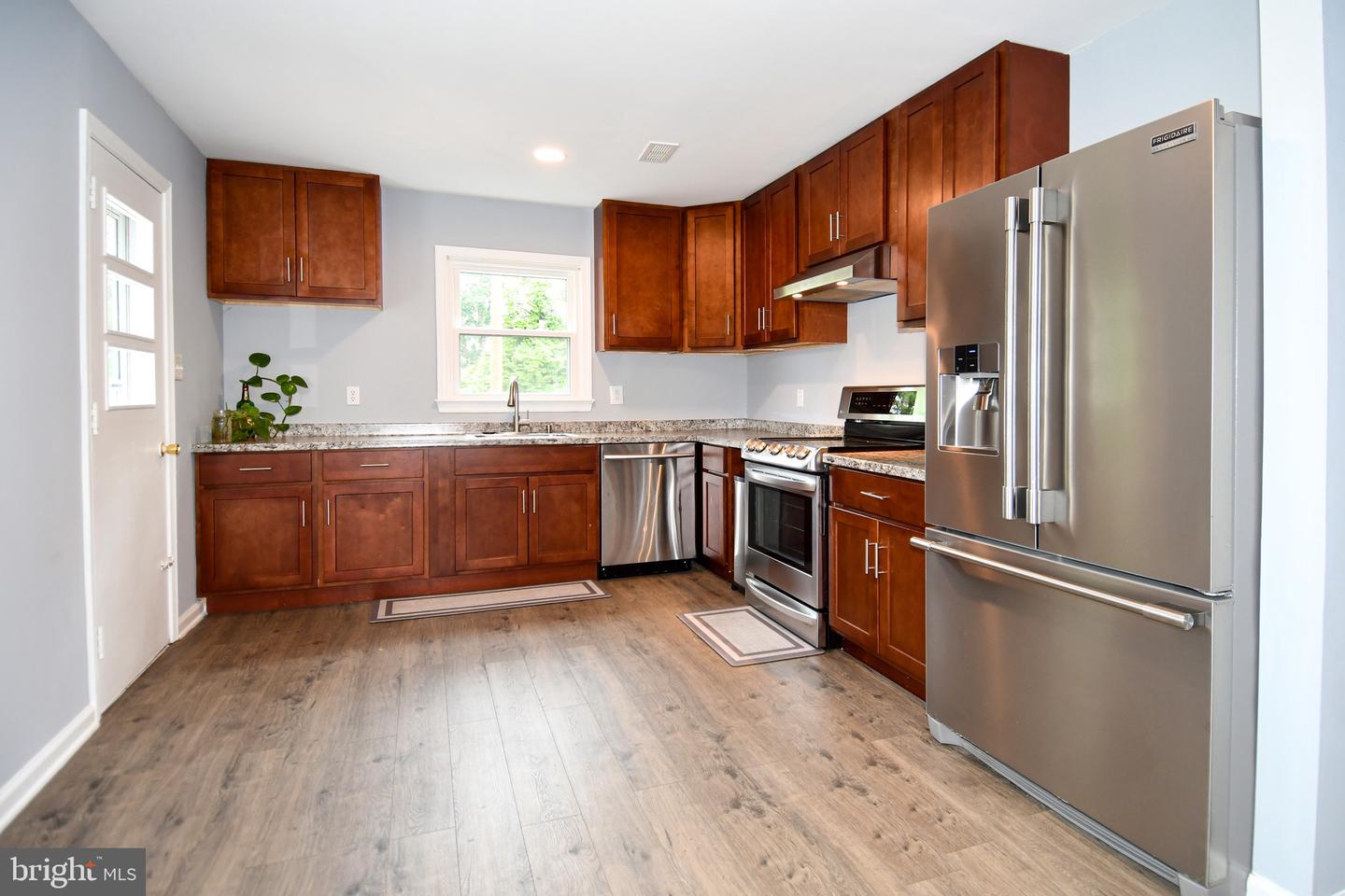 9512 SILAS DR, NOKESVILLE, Virginia 20181, 4 Bedrooms Bedrooms, ,3 BathroomsBathrooms,Residential,For sale,9512 SILAS DR,VAPW2101332 MLS # VAPW2101332