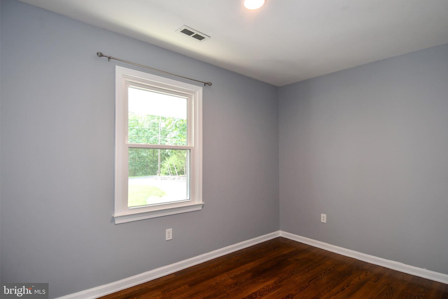 9512 SILAS DR, NOKESVILLE, Virginia 20181, 4 Bedrooms Bedrooms, ,3 BathroomsBathrooms,Residential,For sale,9512 SILAS DR,VAPW2101332 MLS # VAPW2101332