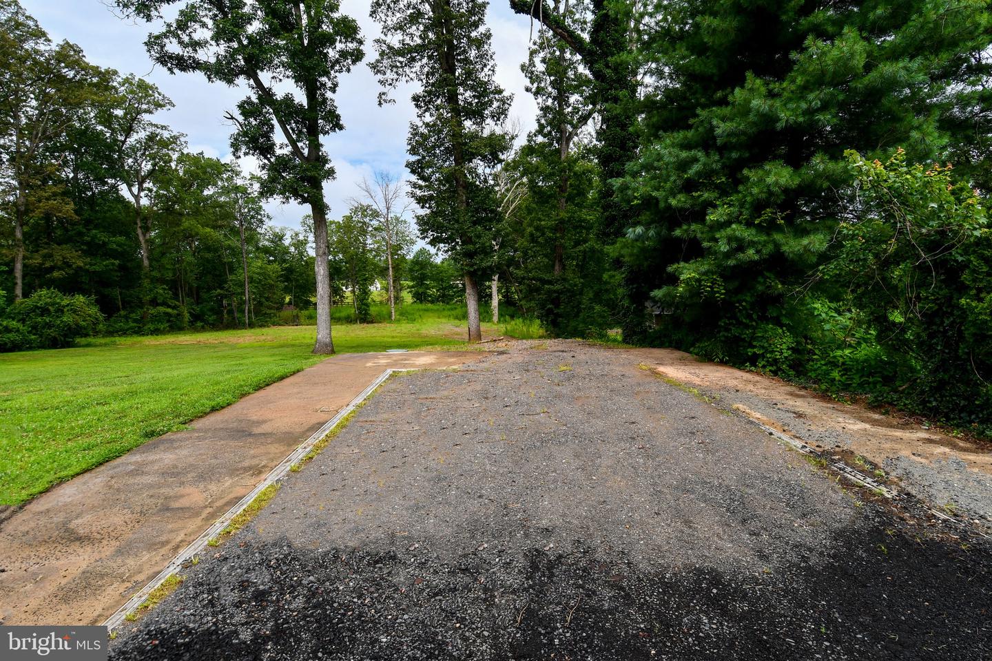 9512 SILAS DR, NOKESVILLE, Virginia 20181, 4 Bedrooms Bedrooms, ,3 BathroomsBathrooms,Residential,For sale,9512 SILAS DR,VAPW2101332 MLS # VAPW2101332
