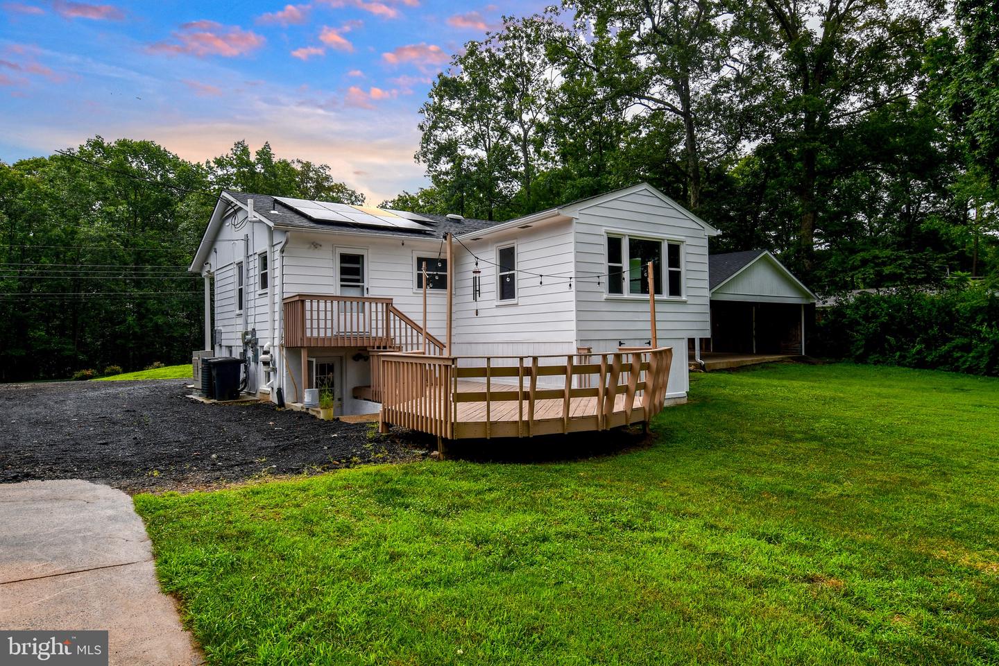 9512 SILAS DR, NOKESVILLE, Virginia 20181, 4 Bedrooms Bedrooms, ,3 BathroomsBathrooms,Residential,For sale,9512 SILAS DR,VAPW2101332 MLS # VAPW2101332