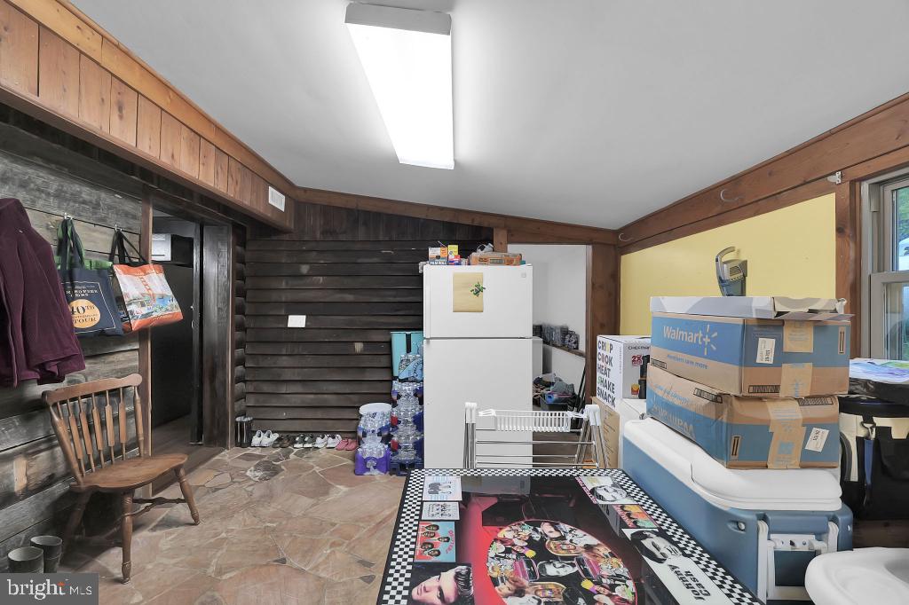 437 STILL HOUSE HOLLOW RD, SALTVILLE, Virginia 24370, 4 Bedrooms Bedrooms, ,2 BathroomsBathrooms,Residential,For sale,437 STILL HOUSE HOLLOW RD,VASM2000004 MLS # VASM2000004