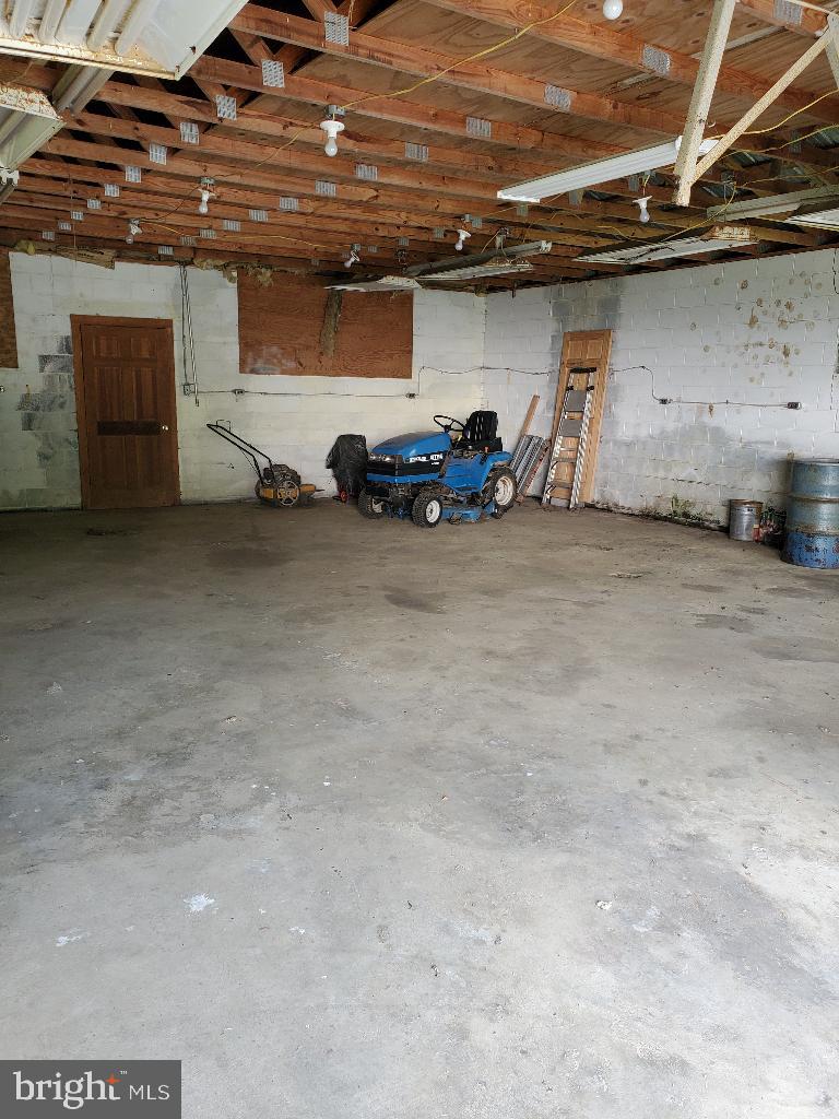 437 STILL HOUSE HOLLOW RD, SALTVILLE, Virginia 24370, 4 Bedrooms Bedrooms, ,2 BathroomsBathrooms,Residential,For sale,437 STILL HOUSE HOLLOW RD,VASM2000004 MLS # VASM2000004