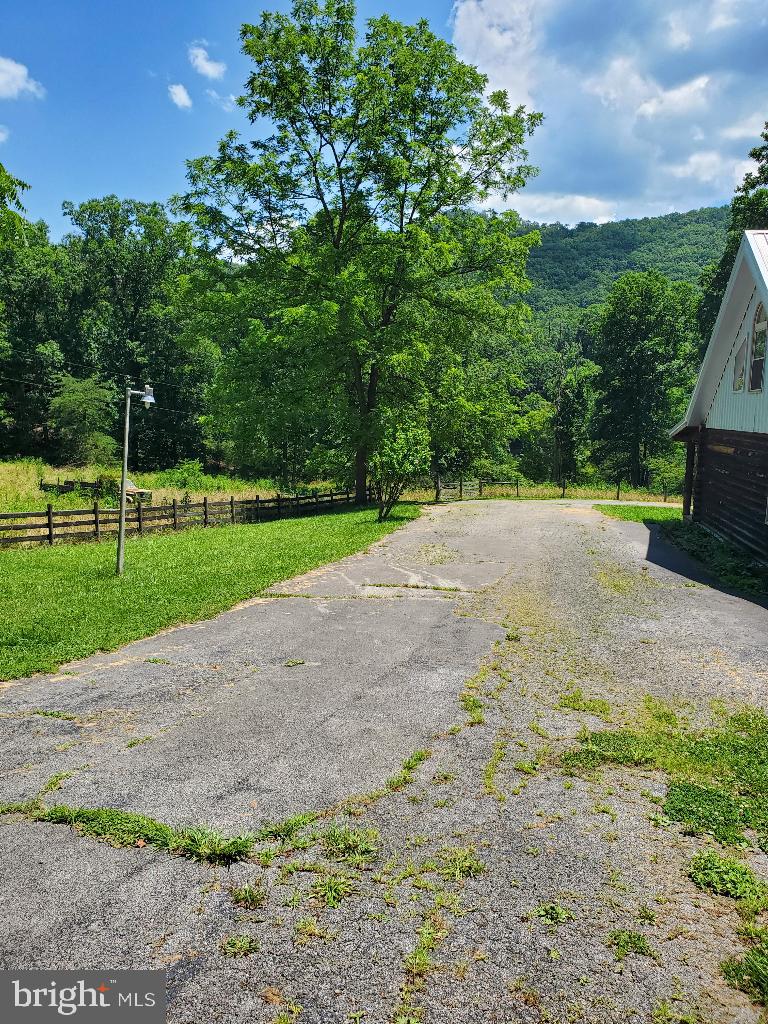 437 STILL HOUSE HOLLOW RD, SALTVILLE, Virginia 24370, 4 Bedrooms Bedrooms, ,2 BathroomsBathrooms,Residential,For sale,437 STILL HOUSE HOLLOW RD,VASM2000004 MLS # VASM2000004