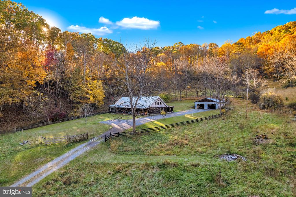 437 STILL HOUSE HOLLOW RD, SALTVILLE, Virginia 24370, 4 Bedrooms Bedrooms, ,2 BathroomsBathrooms,Residential,For sale,437 STILL HOUSE HOLLOW RD,VASM2000004 MLS # VASM2000004