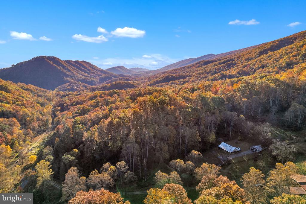 437 STILL HOUSE HOLLOW RD, SALTVILLE, Virginia 24370, 4 Bedrooms Bedrooms, ,2 BathroomsBathrooms,Residential,For sale,437 STILL HOUSE HOLLOW RD,VASM2000004 MLS # VASM2000004