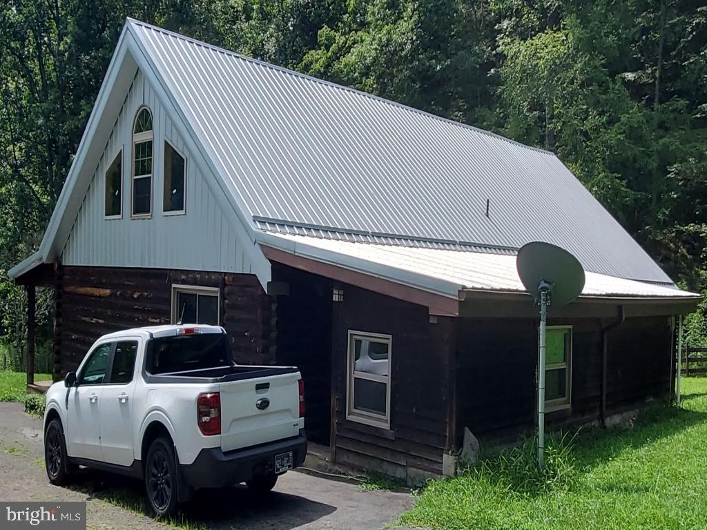437 STILL HOUSE HOLLOW RD, SALTVILLE, Virginia 24370, 4 Bedrooms Bedrooms, ,2 BathroomsBathrooms,Residential,For sale,437 STILL HOUSE HOLLOW RD,VASM2000004 MLS # VASM2000004