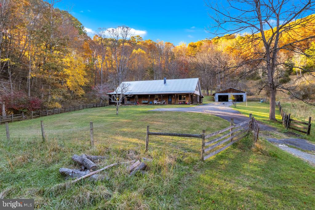 437 STILL HOUSE HOLLOW RD, SALTVILLE, Virginia 24370, 4 Bedrooms Bedrooms, ,2 BathroomsBathrooms,Residential,For sale,437 STILL HOUSE HOLLOW RD,VASM2000004 MLS # VASM2000004