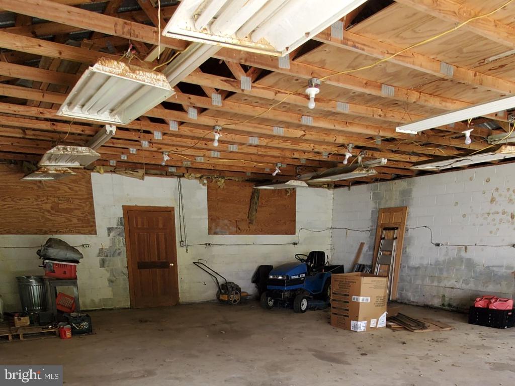 437 STILL HOUSE HOLLOW RD, SALTVILLE, Virginia 24370, 4 Bedrooms Bedrooms, ,2 BathroomsBathrooms,Residential,For sale,437 STILL HOUSE HOLLOW RD,VASM2000004 MLS # VASM2000004