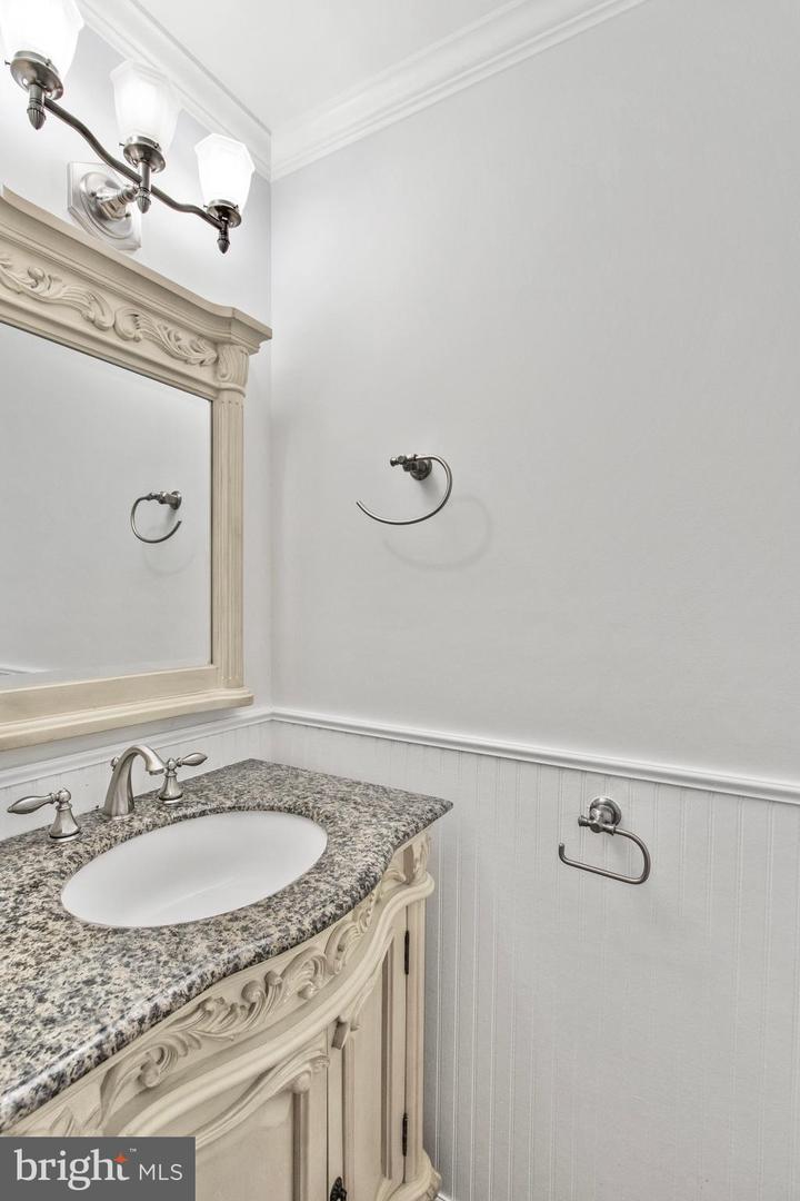 8757 TOMISLAV ST, MANASSAS, Virginia 20110, 3 Bedrooms Bedrooms, ,2 BathroomsBathrooms,Residential,For sale,8757 TOMISLAV ST,VAPW2101344 MLS # VAPW2101344
