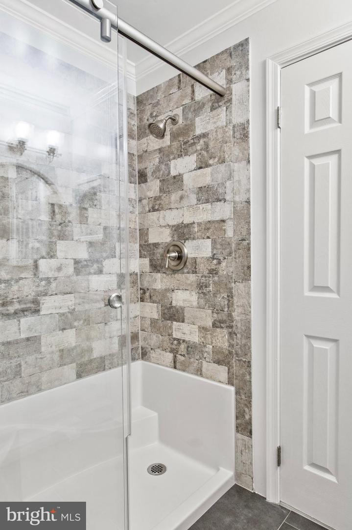 8757 TOMISLAV ST, MANASSAS, Virginia 20110, 3 Bedrooms Bedrooms, ,2 BathroomsBathrooms,Residential,For sale,8757 TOMISLAV ST,VAPW2101344 MLS # VAPW2101344