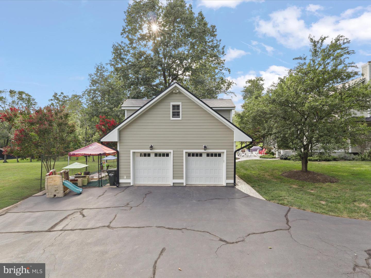 15375 SEPTEMBER WAY, HAYMARKET, Virginia 20169, 4 Bedrooms Bedrooms, ,4 BathroomsBathrooms,Residential,For sale,15375 SEPTEMBER WAY,VAPW2101348 MLS # VAPW2101348