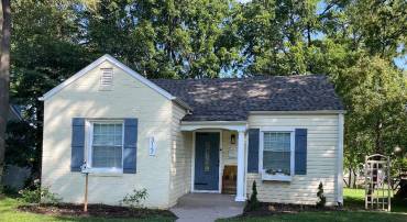 317 JAMES AVE, WAYNESBORO, Virginia 22980, 2 Bedrooms Bedrooms, ,1 BathroomBathrooms,Residential,For sale,317 JAMES AVE,VAAG2002646 MLS # VAAG2002646
