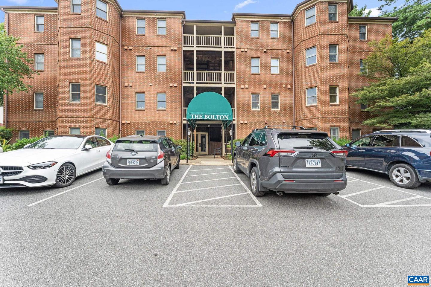 1325 BRANCHLANDS DR #D, CHARLOTTESVILLE, Virginia 22901, 2 Bedrooms Bedrooms, ,2 BathroomsBathrooms,Residential,For sale,1325 BRANCHLANDS DR #D,667751 MLS # 667751