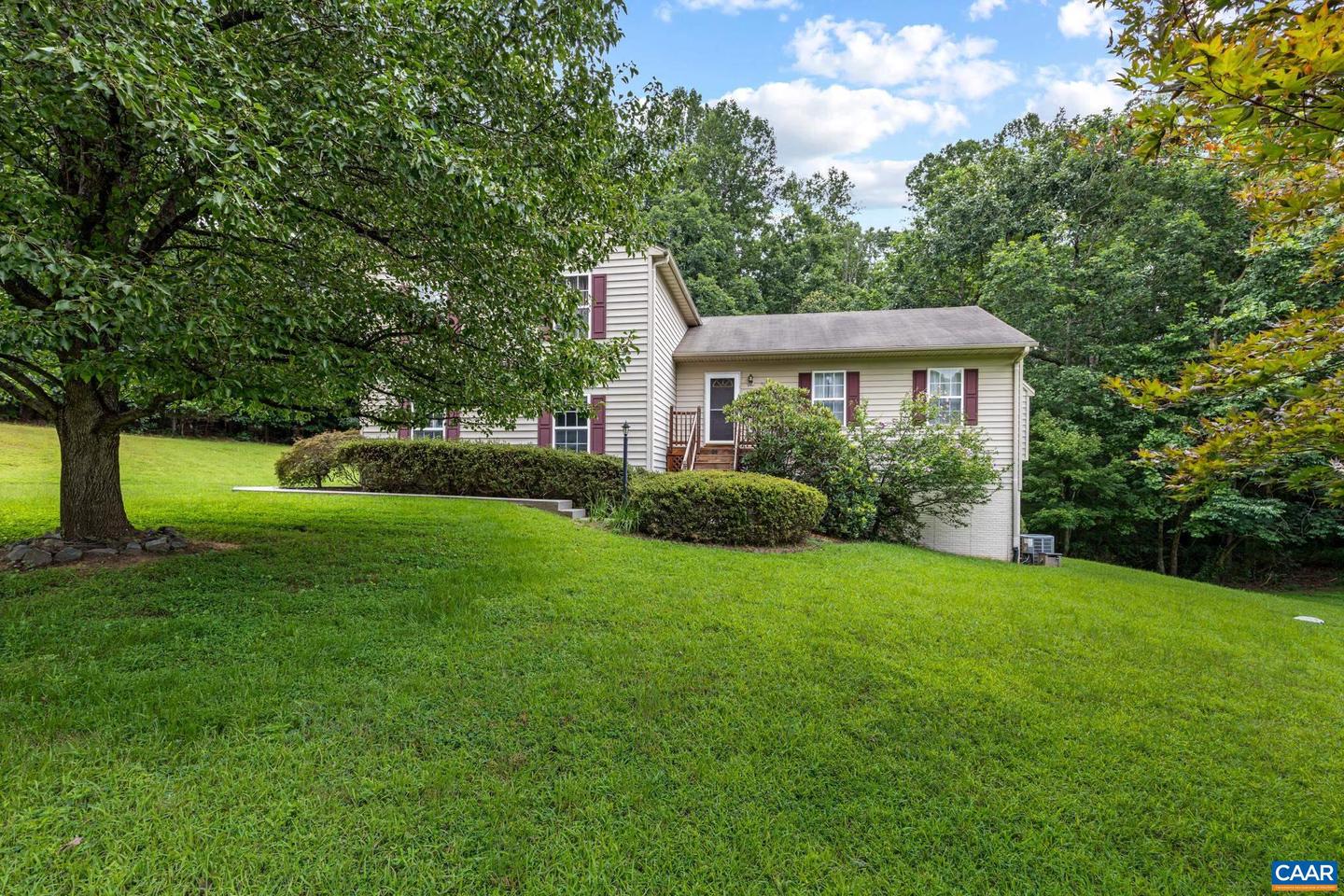 26 MAGNOLIA CT, BARBOURSVILLE, Virginia 22923, 3 Bedrooms Bedrooms, ,2 BathroomsBathrooms,Residential,For sale,26 MAGNOLIA CT,667753 MLS # 667753