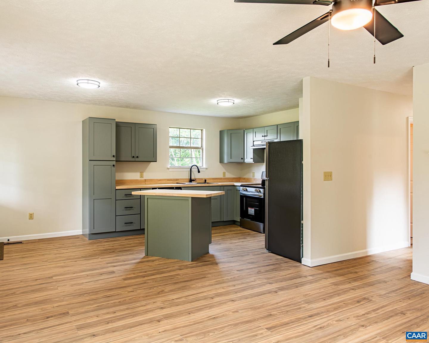101 DUN GLORY DR, ROCHELLE, Virginia 22738, 3 Bedrooms Bedrooms, ,2 BathroomsBathrooms,Residential,For sale,101 DUN GLORY DR,667756 MLS # 667756