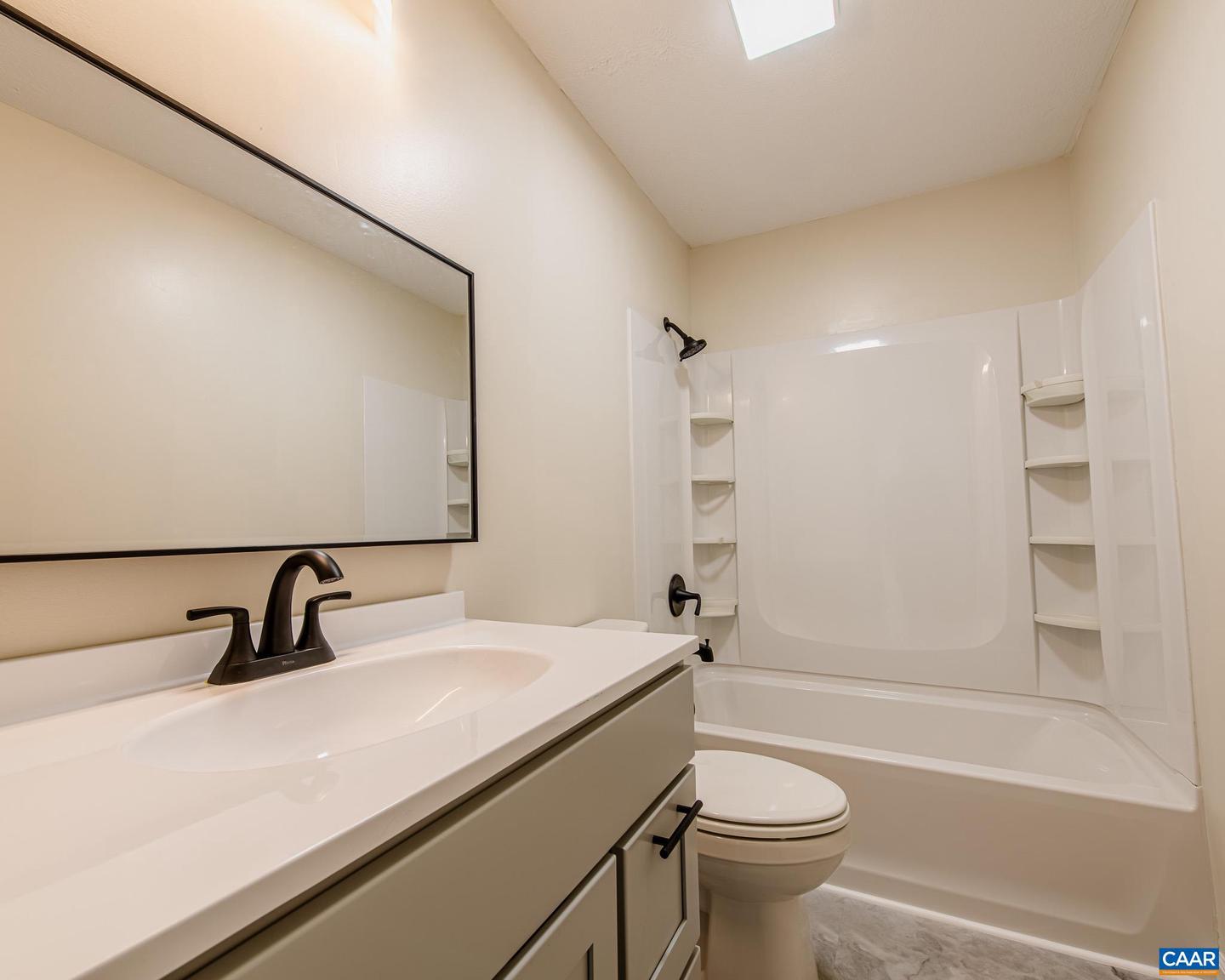 101 DUN GLORY DR, ROCHELLE, Virginia 22738, 3 Bedrooms Bedrooms, ,2 BathroomsBathrooms,Residential,For sale,101 DUN GLORY DR,667756 MLS # 667756
