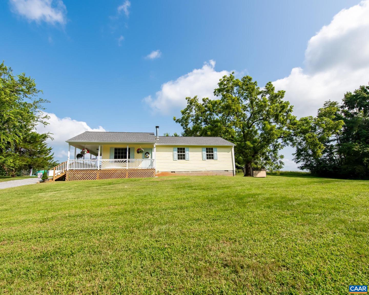 101 DUN GLORY DR, ROCHELLE, Virginia 22738, 3 Bedrooms Bedrooms, ,2 BathroomsBathrooms,Residential,For sale,101 DUN GLORY DR,667756 MLS # 667756