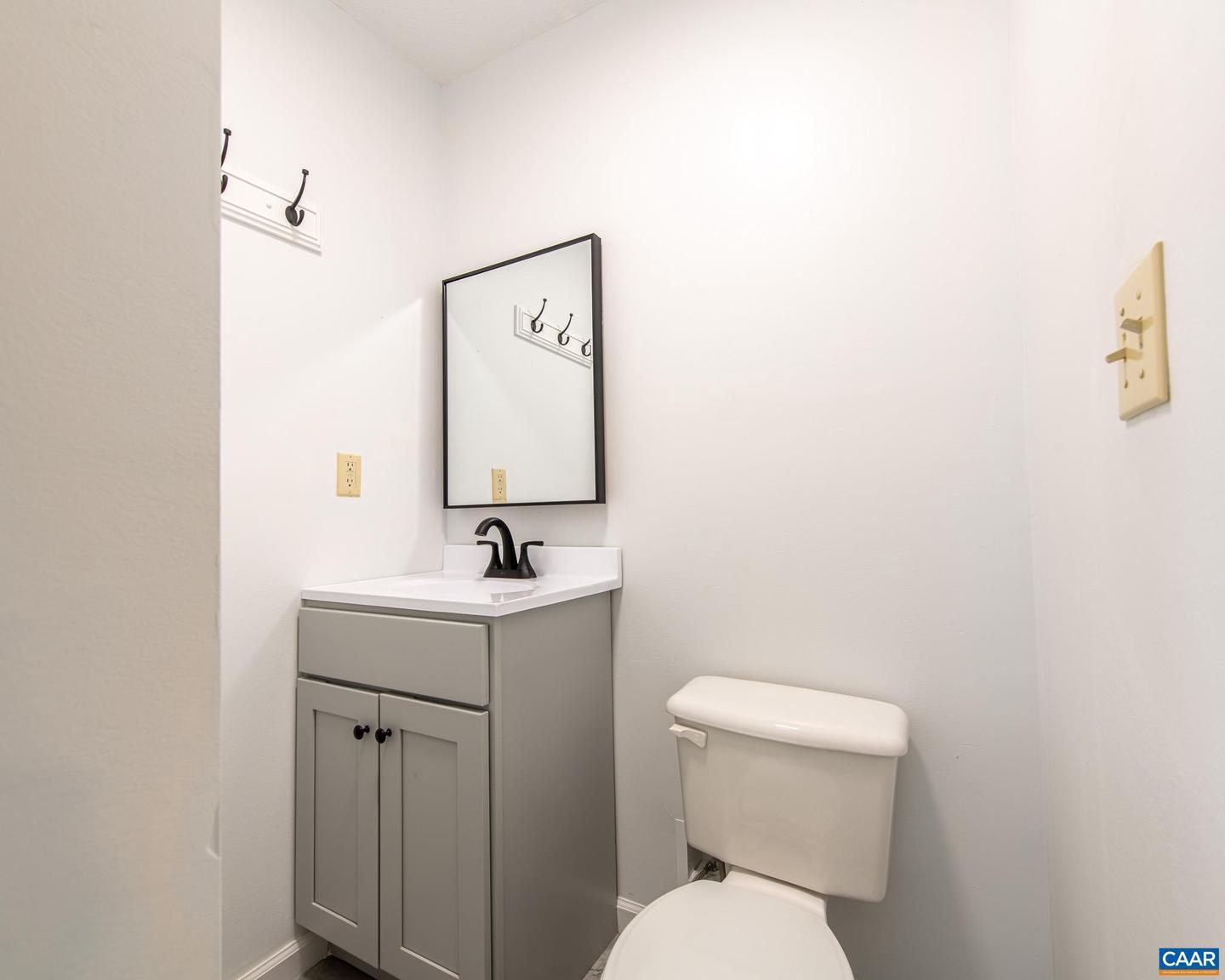 101 DUN GLORY DR, ROCHELLE, Virginia 22738, 3 Bedrooms Bedrooms, ,2 BathroomsBathrooms,Residential,For sale,101 DUN GLORY DR,667756 MLS # 667756