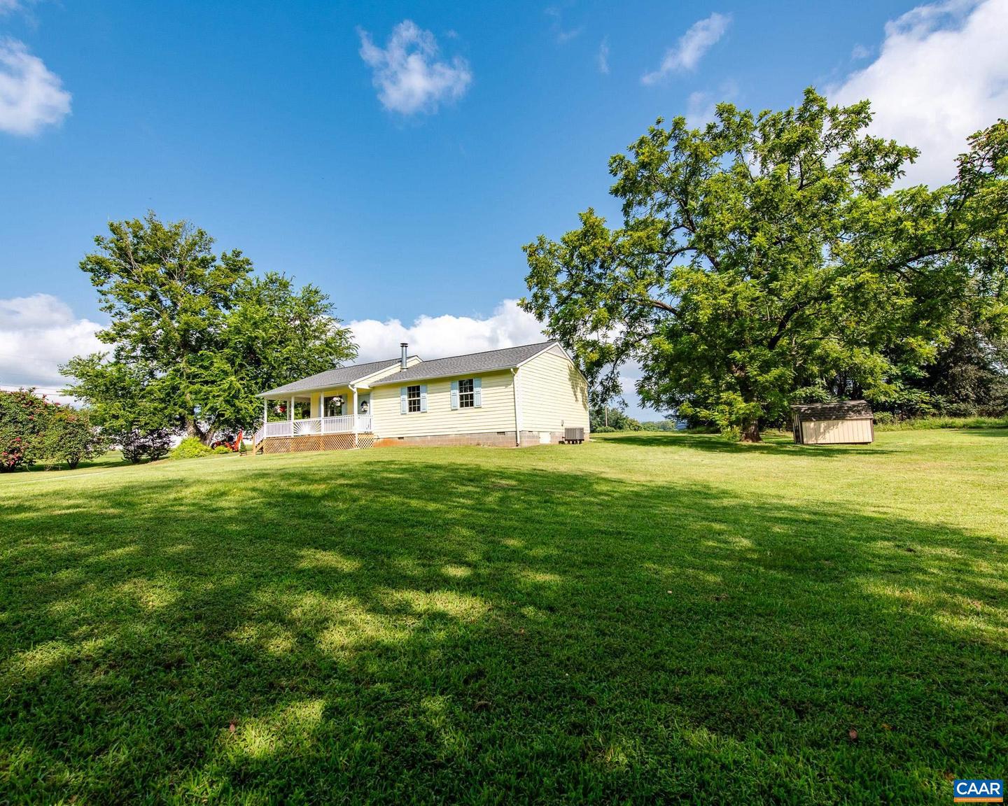 101 DUN GLORY DR, ROCHELLE, Virginia 22738, 3 Bedrooms Bedrooms, ,2 BathroomsBathrooms,Residential,For sale,101 DUN GLORY DR,667756 MLS # 667756