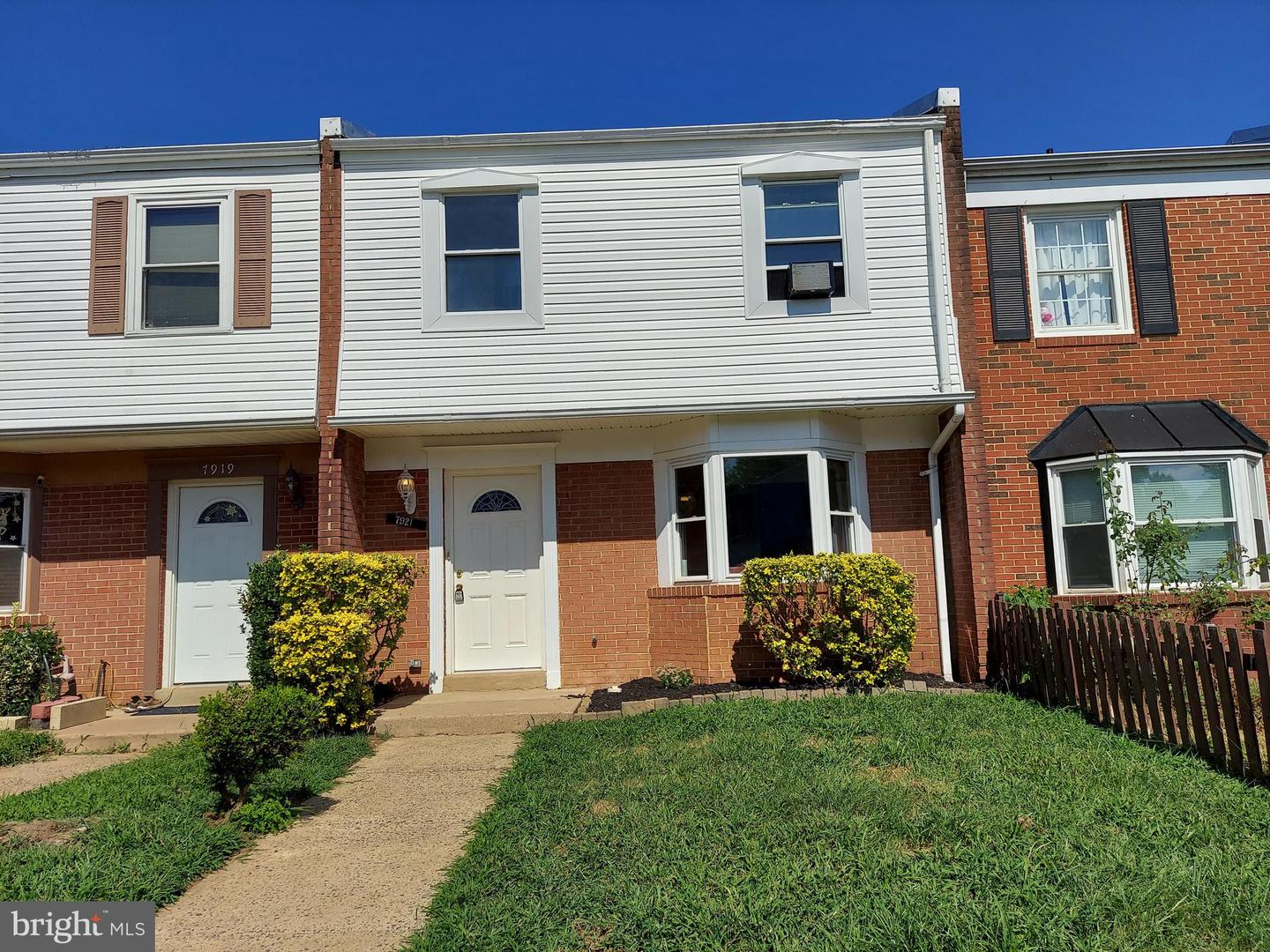 7921 MEADOW CT, MANASSAS, Virginia 20109, 3 Bedrooms Bedrooms, ,3 BathroomsBathrooms,Residential,For sale,7921 MEADOW CT,VAPW2101352 MLS # VAPW2101352