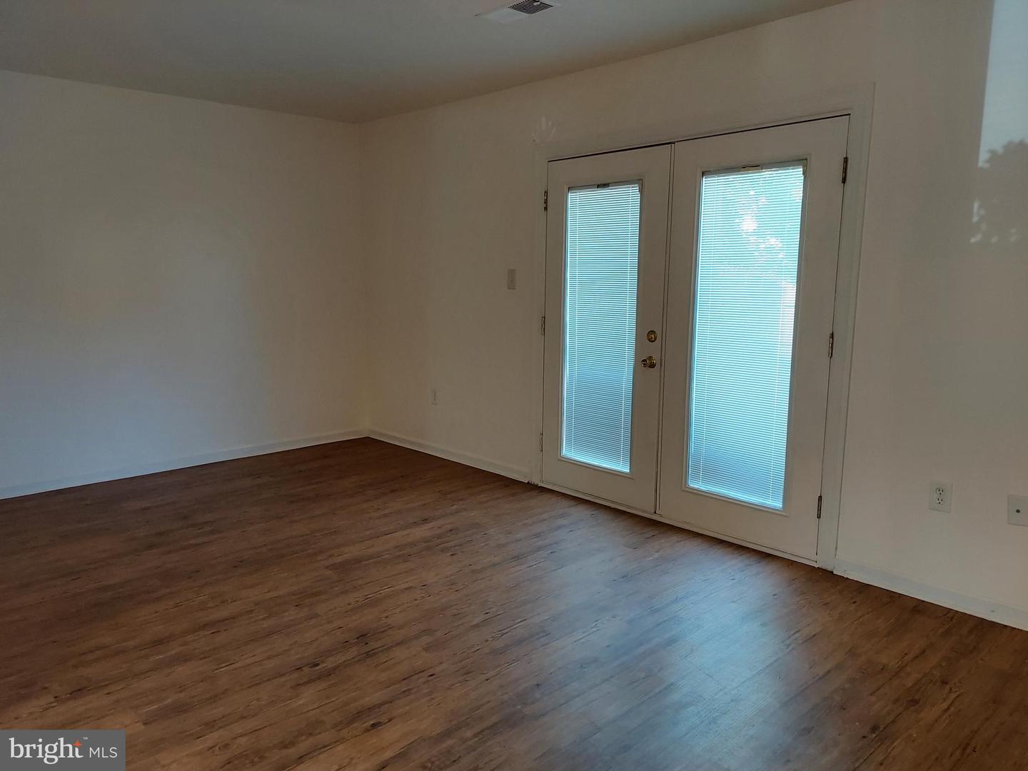 7921 MEADOW CT, MANASSAS, Virginia 20109, 3 Bedrooms Bedrooms, ,3 BathroomsBathrooms,Residential,For sale,7921 MEADOW CT,VAPW2101352 MLS # VAPW2101352