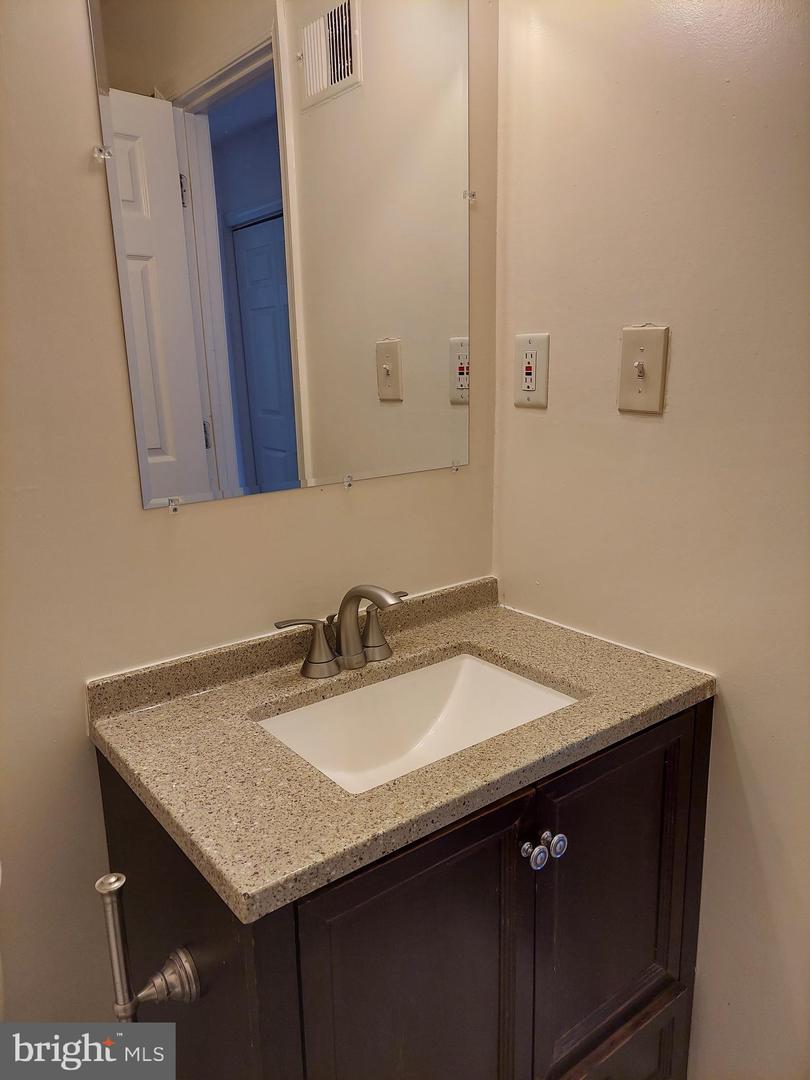 7921 MEADOW CT, MANASSAS, Virginia 20109, 3 Bedrooms Bedrooms, ,3 BathroomsBathrooms,Residential,For sale,7921 MEADOW CT,VAPW2101352 MLS # VAPW2101352