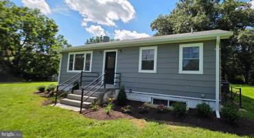 6866 LORD FAIRFAX HWY, BERRYVILLE, Virginia 22611, 3 Bedrooms Bedrooms, ,2 BathroomsBathrooms,Residential,For sale,6866 LORD FAIRFAX HWY,VACL2003910 MLS # VACL2003910
