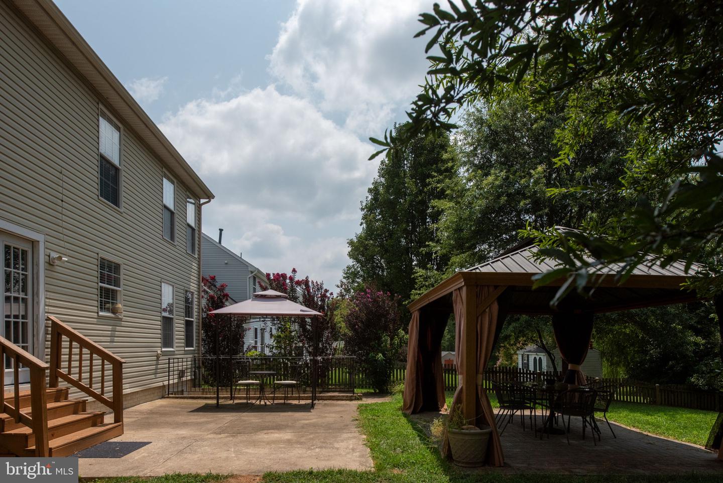 39 VILLAGE GROVE RD, FREDERICKSBURG, Virginia 22406, 5 Bedrooms Bedrooms, ,3 BathroomsBathrooms,Residential,For sale,39 VILLAGE GROVE RD,VAST2041388 MLS # VAST2041388