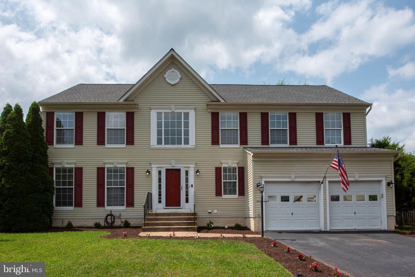 39 VILLAGE GROVE RD, FREDERICKSBURG, Virginia 22406, 5 Bedrooms Bedrooms, ,3 BathroomsBathrooms,Residential,For sale,39 VILLAGE GROVE RD,VAST2041388 MLS # VAST2041388