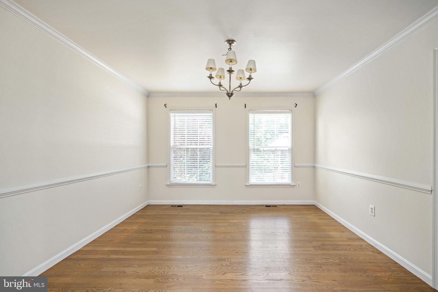 39 VILLAGE GROVE RD, FREDERICKSBURG, Virginia 22406, 5 Bedrooms Bedrooms, ,3 BathroomsBathrooms,Residential,For sale,39 VILLAGE GROVE RD,VAST2041388 MLS # VAST2041388