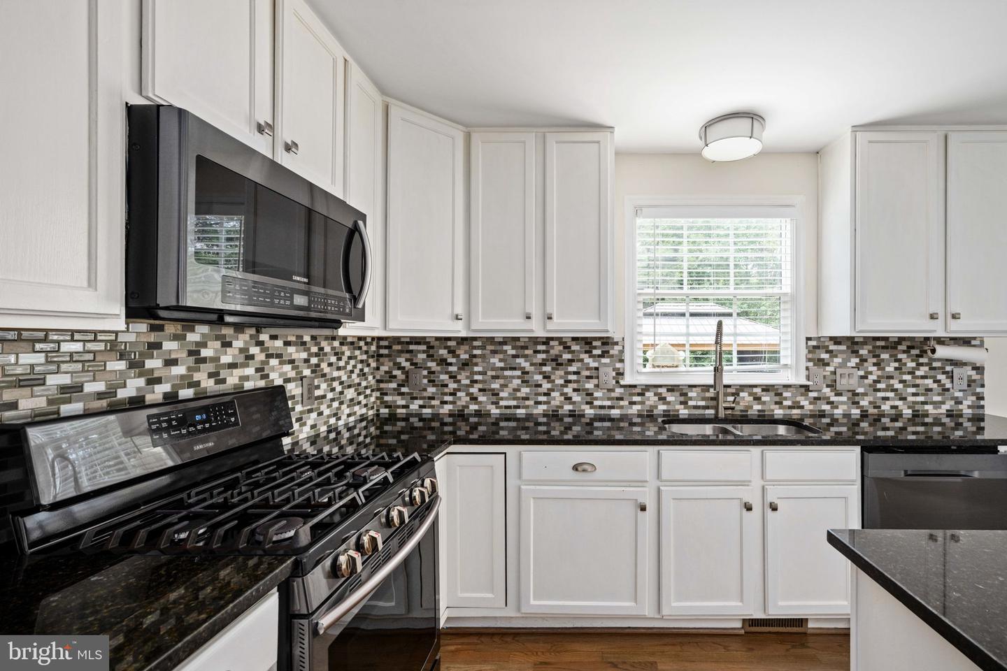 39 VILLAGE GROVE RD, FREDERICKSBURG, Virginia 22406, 5 Bedrooms Bedrooms, ,3 BathroomsBathrooms,Residential,For sale,39 VILLAGE GROVE RD,VAST2041388 MLS # VAST2041388
