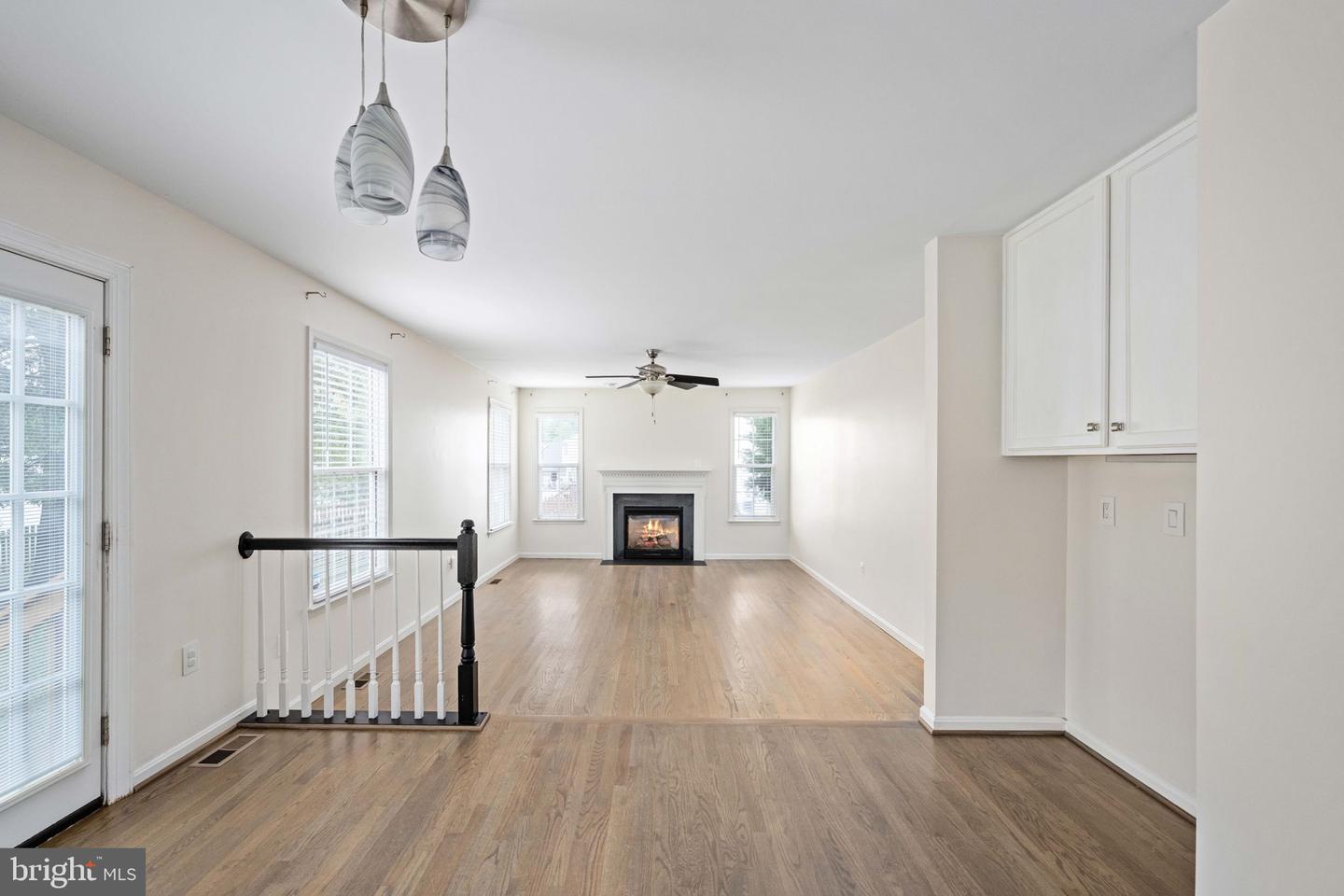 39 VILLAGE GROVE RD, FREDERICKSBURG, Virginia 22406, 5 Bedrooms Bedrooms, ,3 BathroomsBathrooms,Residential,For sale,39 VILLAGE GROVE RD,VAST2041388 MLS # VAST2041388
