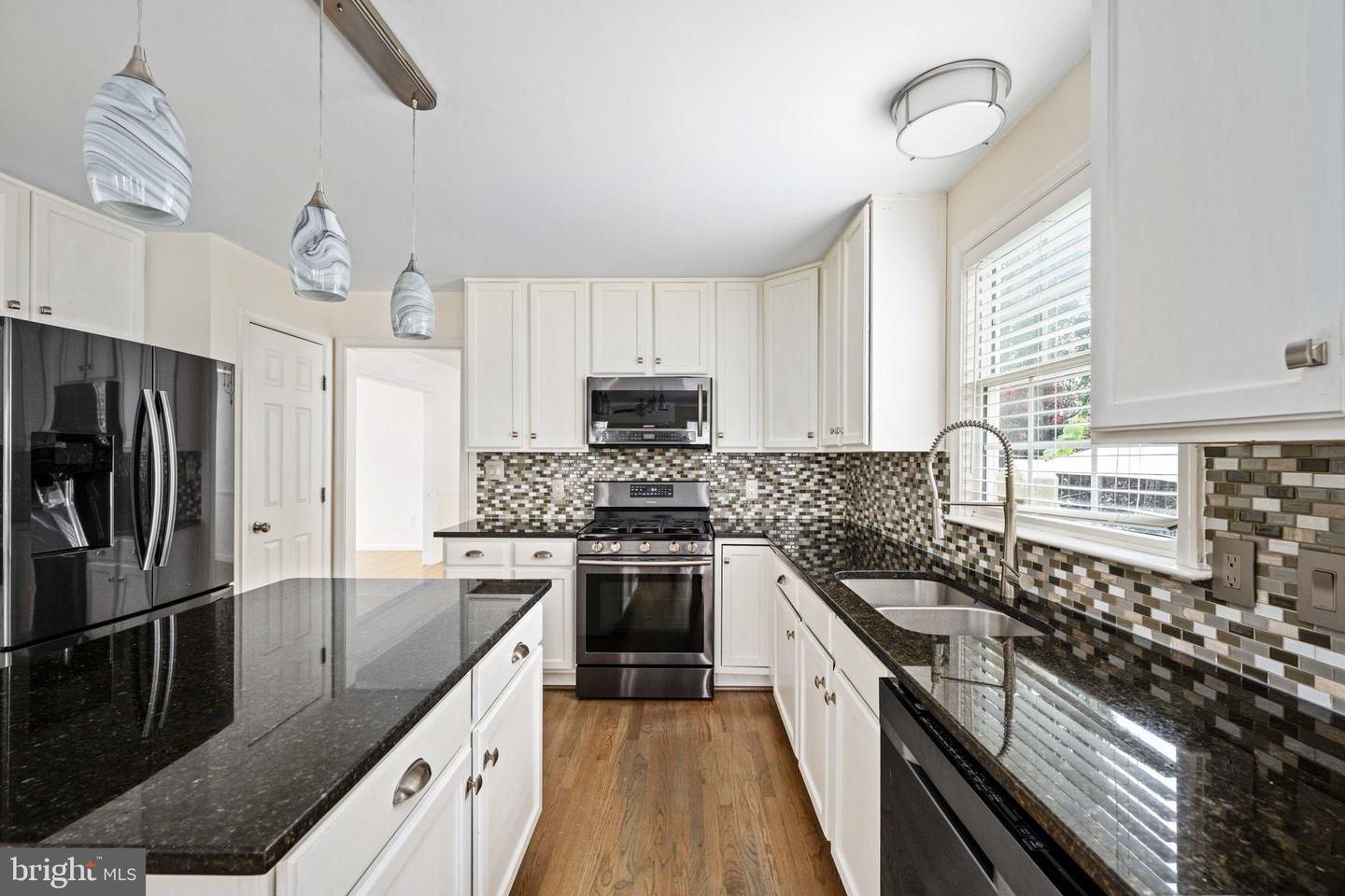 39 VILLAGE GROVE RD, FREDERICKSBURG, Virginia 22406, 5 Bedrooms Bedrooms, ,3 BathroomsBathrooms,Residential,For sale,39 VILLAGE GROVE RD,VAST2041388 MLS # VAST2041388