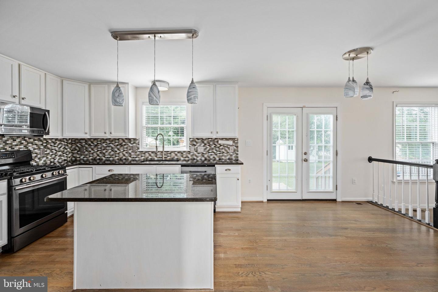 39 VILLAGE GROVE RD, FREDERICKSBURG, Virginia 22406, 5 Bedrooms Bedrooms, ,3 BathroomsBathrooms,Residential,For sale,39 VILLAGE GROVE RD,VAST2041388 MLS # VAST2041388