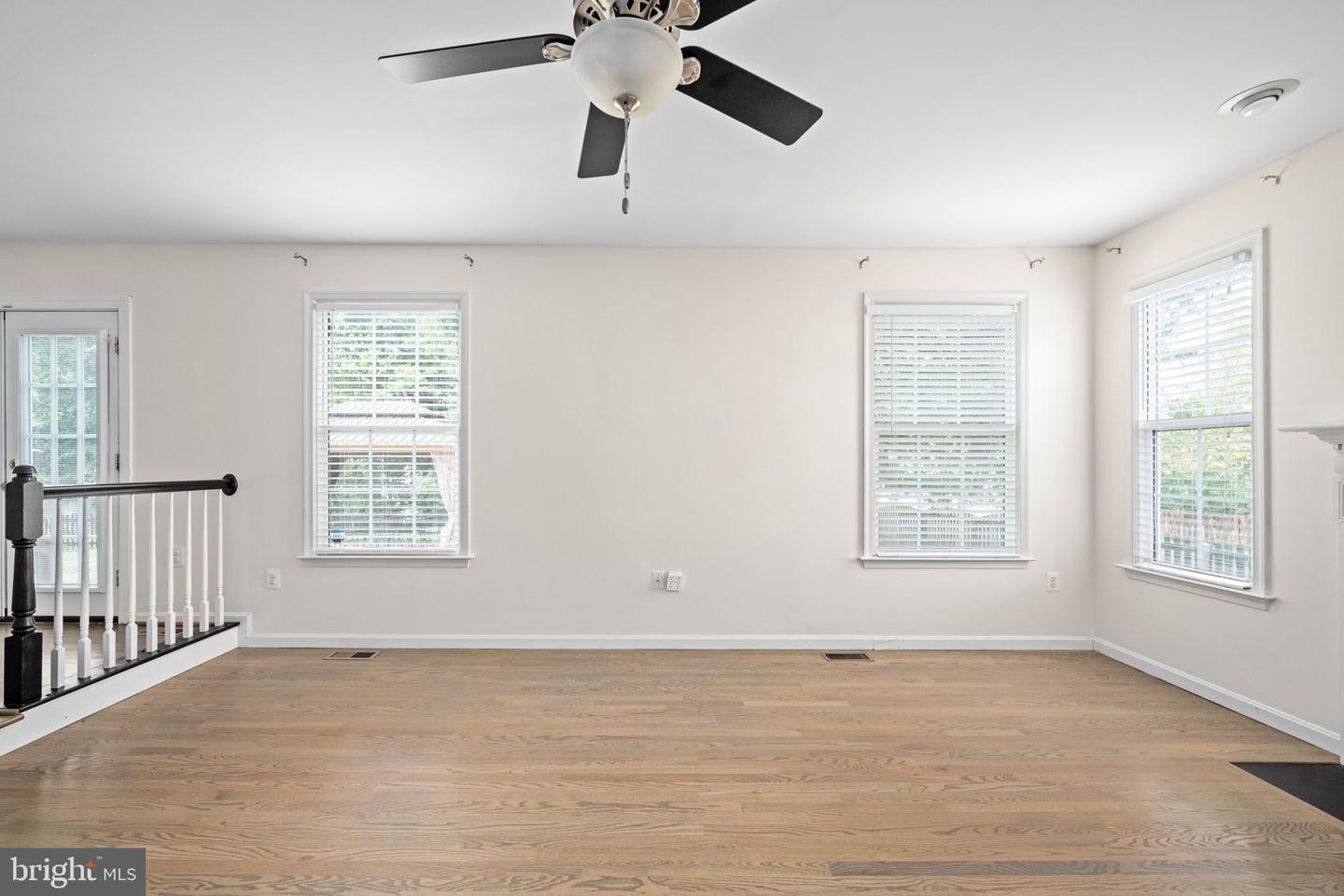 39 VILLAGE GROVE RD, FREDERICKSBURG, Virginia 22406, 5 Bedrooms Bedrooms, ,3 BathroomsBathrooms,Residential,For sale,39 VILLAGE GROVE RD,VAST2041388 MLS # VAST2041388