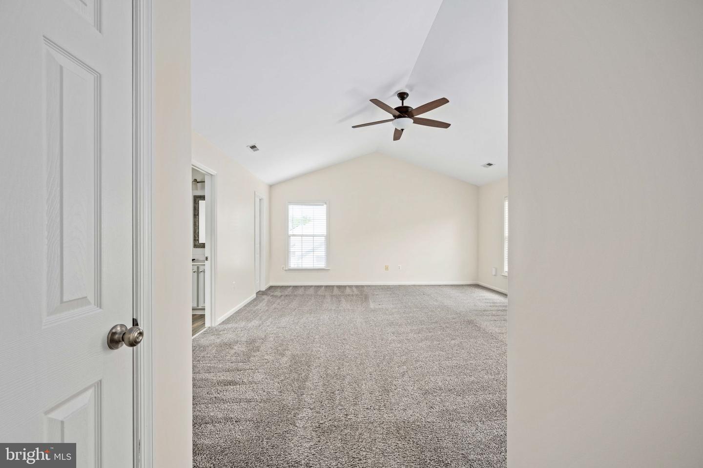 39 VILLAGE GROVE RD, FREDERICKSBURG, Virginia 22406, 5 Bedrooms Bedrooms, ,3 BathroomsBathrooms,Residential,For sale,39 VILLAGE GROVE RD,VAST2041388 MLS # VAST2041388