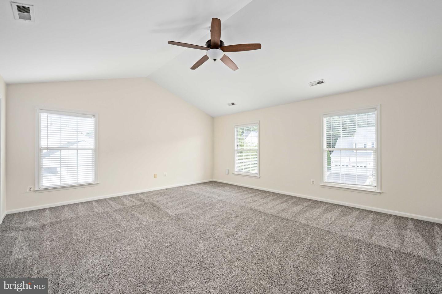 39 VILLAGE GROVE RD, FREDERICKSBURG, Virginia 22406, 5 Bedrooms Bedrooms, ,3 BathroomsBathrooms,Residential,For sale,39 VILLAGE GROVE RD,VAST2041388 MLS # VAST2041388