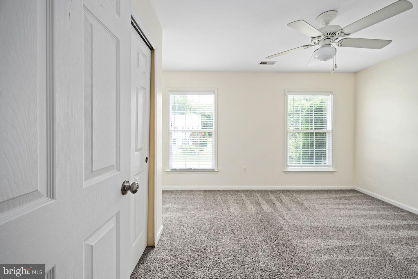 39 VILLAGE GROVE RD, FREDERICKSBURG, Virginia 22406, 5 Bedrooms Bedrooms, ,3 BathroomsBathrooms,Residential,For sale,39 VILLAGE GROVE RD,VAST2041388 MLS # VAST2041388