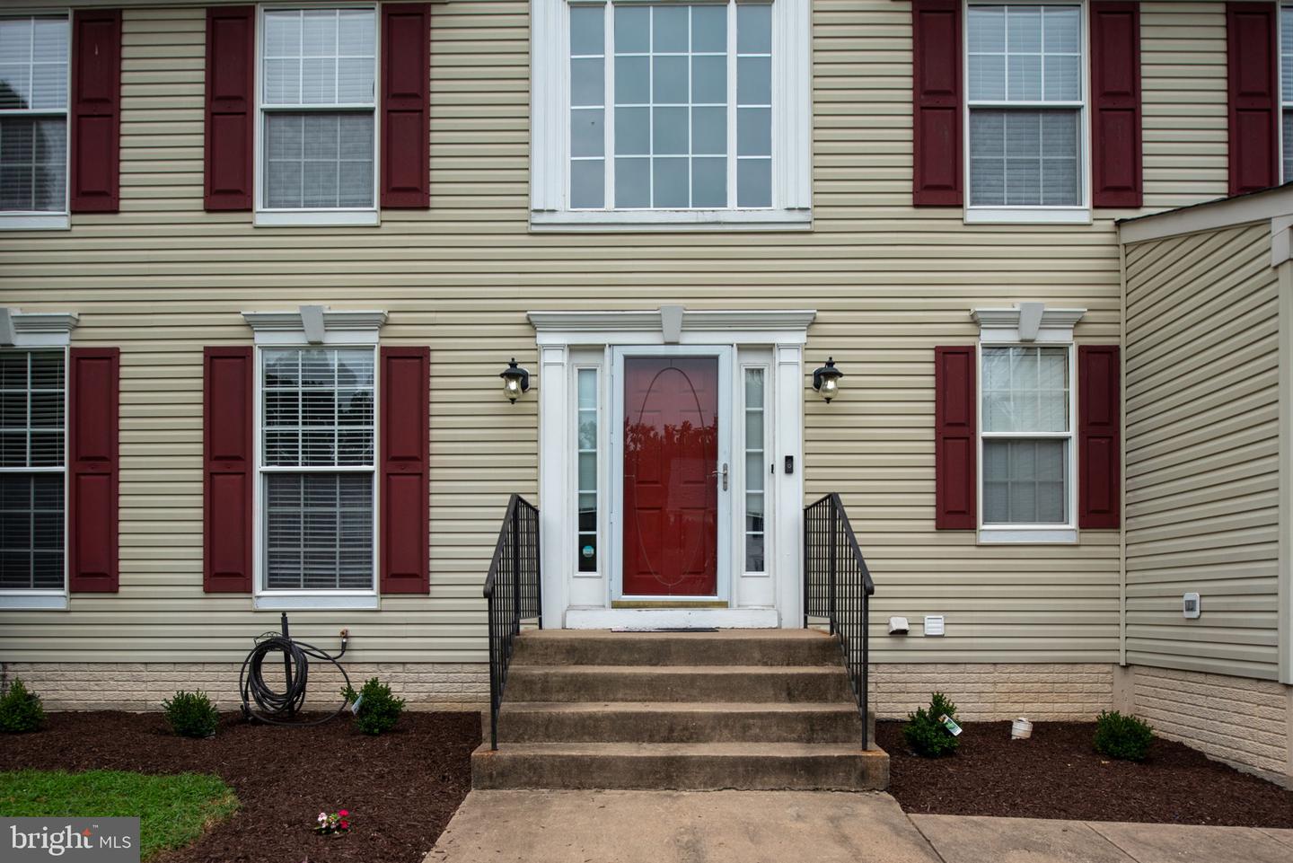 39 VILLAGE GROVE RD, FREDERICKSBURG, Virginia 22406, 5 Bedrooms Bedrooms, ,3 BathroomsBathrooms,Residential,For sale,39 VILLAGE GROVE RD,VAST2041388 MLS # VAST2041388