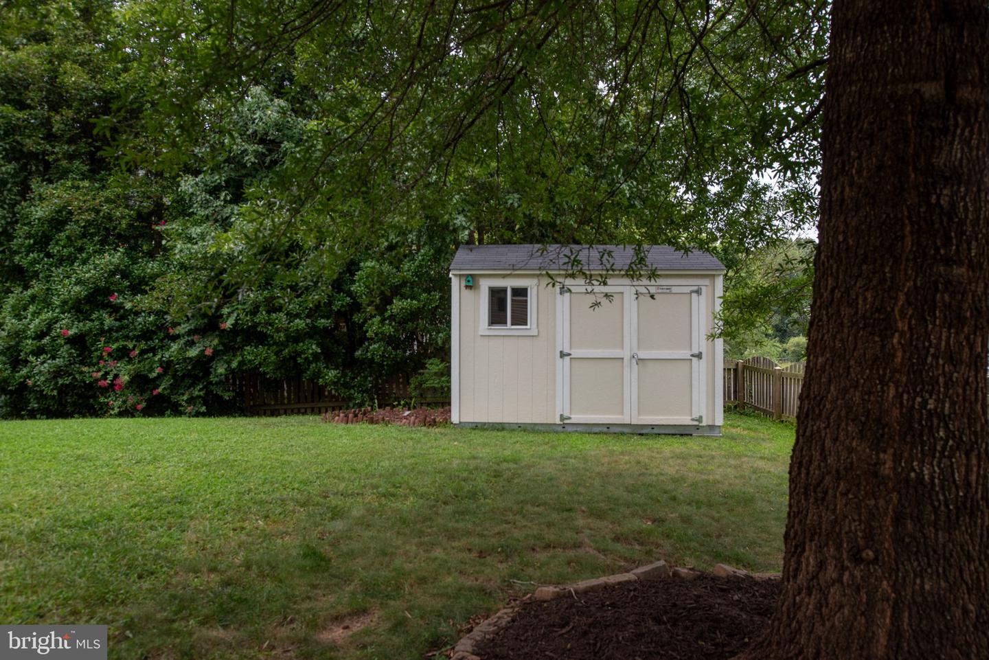 39 VILLAGE GROVE RD, FREDERICKSBURG, Virginia 22406, 5 Bedrooms Bedrooms, ,3 BathroomsBathrooms,Residential,For sale,39 VILLAGE GROVE RD,VAST2041388 MLS # VAST2041388