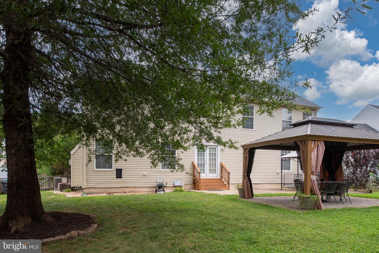 39 VILLAGE GROVE RD, FREDERICKSBURG, Virginia 22406, 5 Bedrooms Bedrooms, ,3 BathroomsBathrooms,Residential,For sale,39 VILLAGE GROVE RD,VAST2041388 MLS # VAST2041388