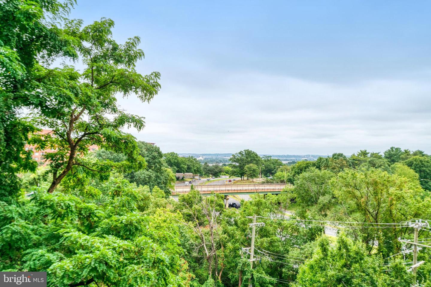 1600 N OAK ST #212, ARLINGTON, Virginia 22209, 2 Bedrooms Bedrooms, ,2 BathroomsBathrooms,Residential,For sale,1600 N OAK ST #212,VAAR2062178 MLS # VAAR2062178