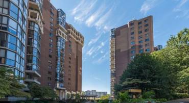 1600 N OAK ST #212, ARLINGTON, Virginia 22209, 2 Bedrooms Bedrooms, ,2 BathroomsBathrooms,Residential,For sale,1600 N OAK ST #212,VAAR2062178 MLS # VAAR2062178