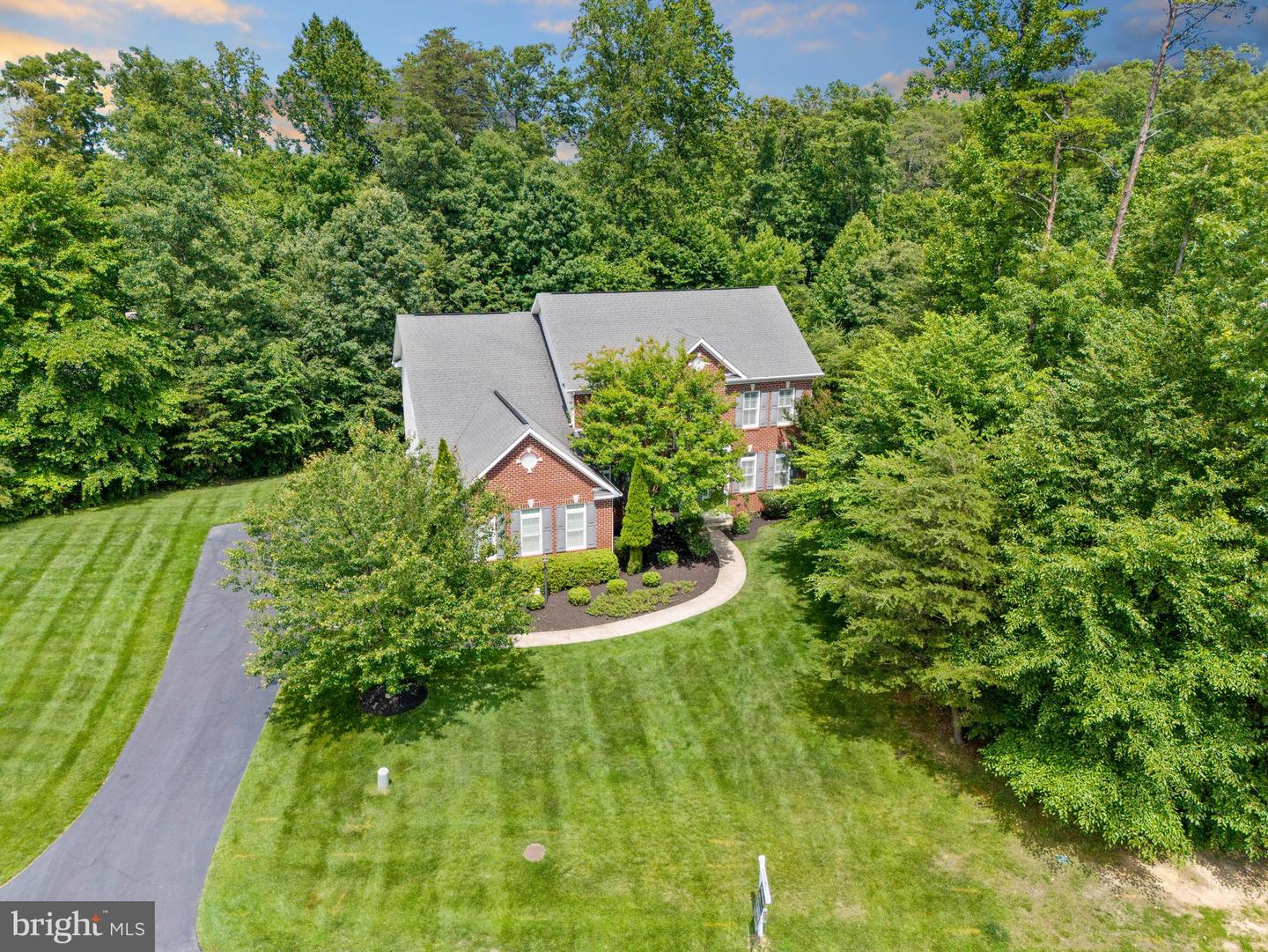 9053 JOHN SUTHERLAND LN, LORTON, Virginia 22079, 5 Bedrooms Bedrooms, ,4 BathroomsBathrooms,Residential,For sale,9053 JOHN SUTHERLAND LN,VAFX2260772 MLS # VAFX2260772