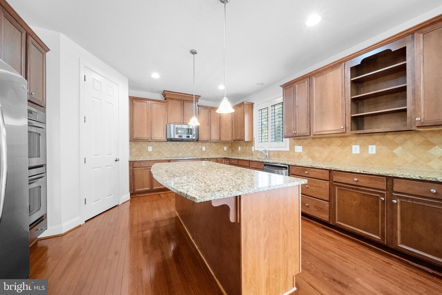 9053 JOHN SUTHERLAND LN, LORTON, Virginia 22079, 5 Bedrooms Bedrooms, ,4 BathroomsBathrooms,Residential,For sale,9053 JOHN SUTHERLAND LN,VAFX2260772 MLS # VAFX2260772