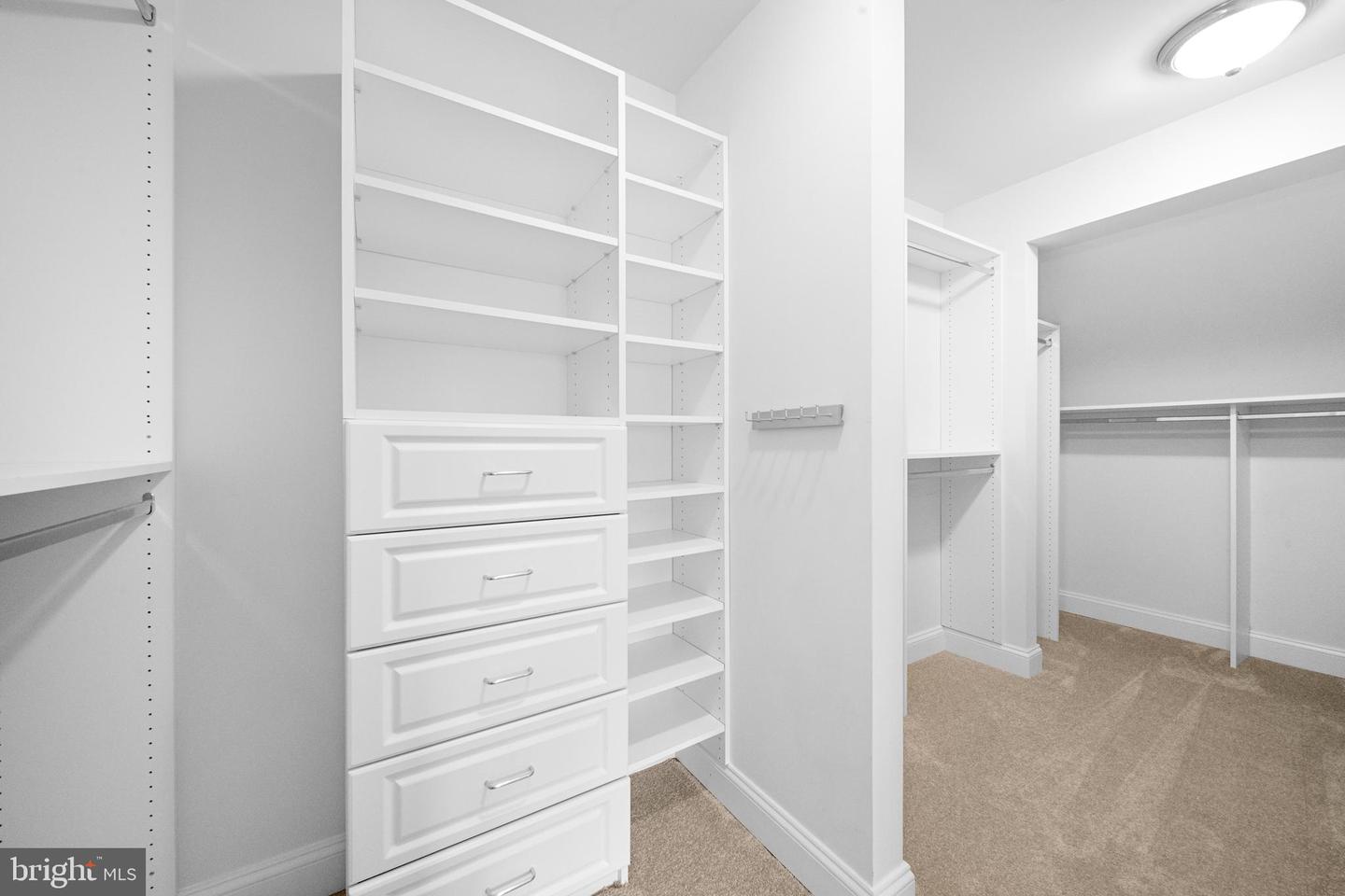 9053 JOHN SUTHERLAND LN, LORTON, Virginia 22079, 5 Bedrooms Bedrooms, ,4 BathroomsBathrooms,Residential,For sale,9053 JOHN SUTHERLAND LN,VAFX2260772 MLS # VAFX2260772