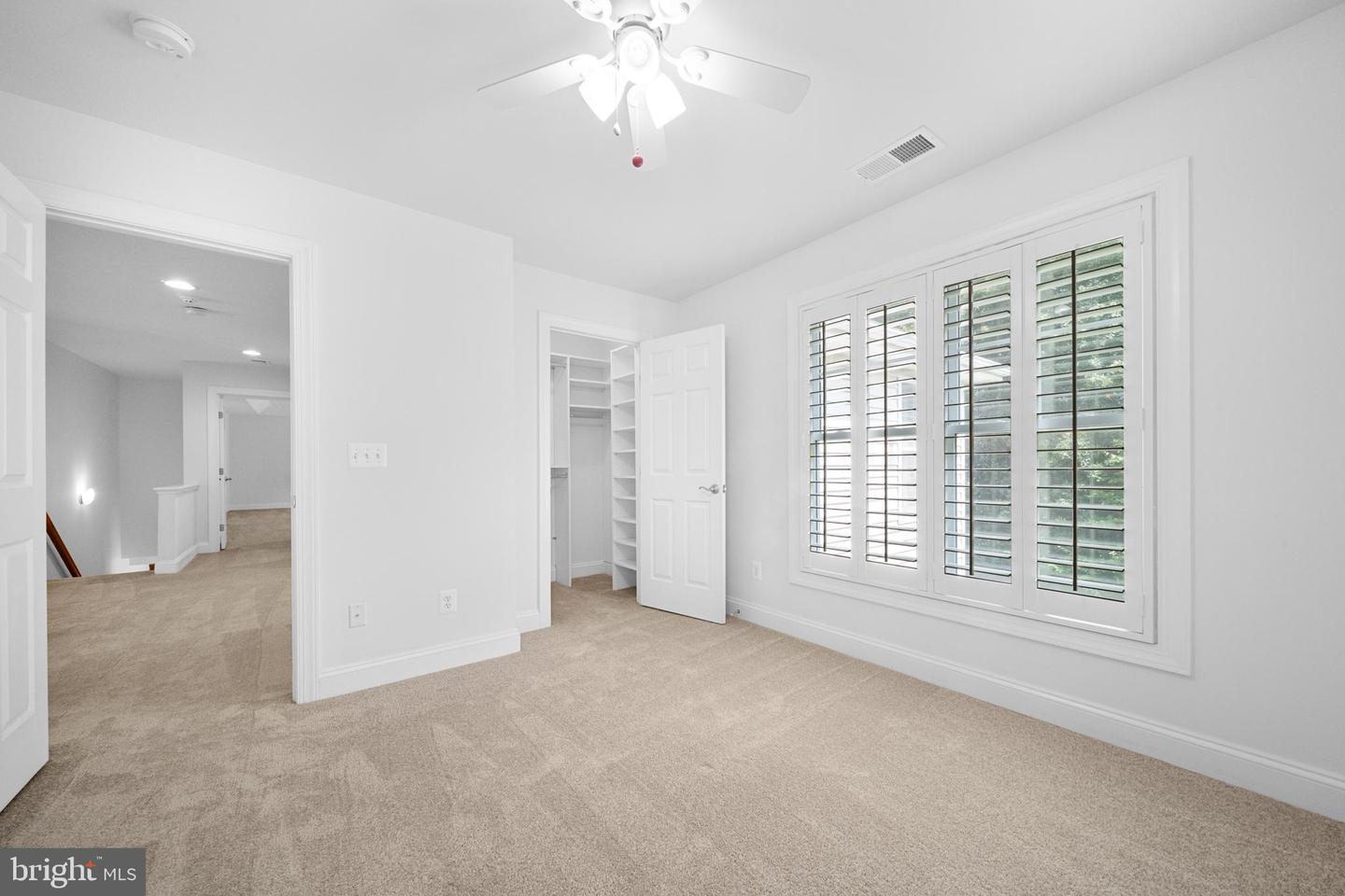 9053 JOHN SUTHERLAND LN, LORTON, Virginia 22079, 5 Bedrooms Bedrooms, ,4 BathroomsBathrooms,Residential,For sale,9053 JOHN SUTHERLAND LN,VAFX2260772 MLS # VAFX2260772